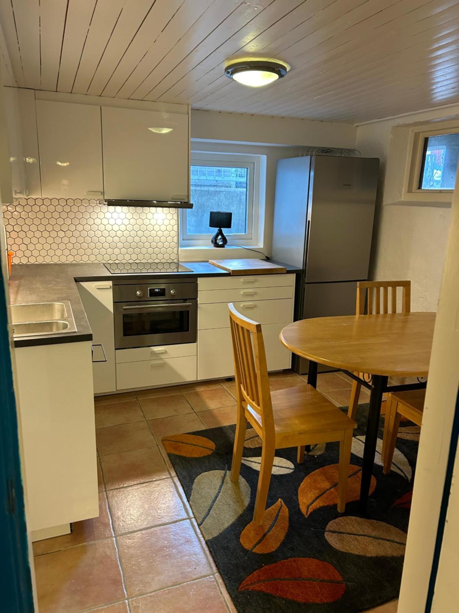 Kaellarlaegenhet Floragatan Daire Halmstad Dış mekan fotoğraf